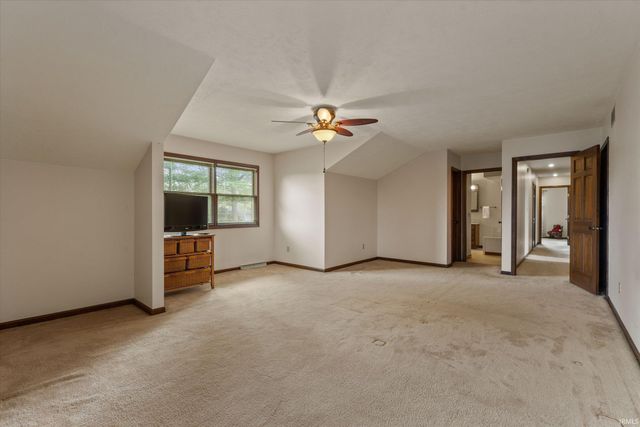 15810 Walnut Pointe, Granger, IN 46530