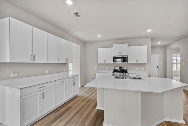 4253 Trickling Creek Lane, Fort Worth, TX 76036