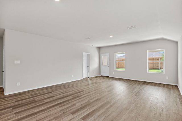 4253 Trickling Creek Lane, Fort Worth, TX 76036