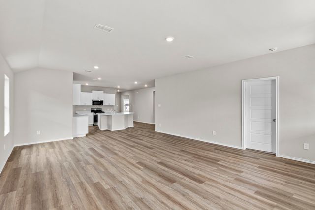 4253 Trickling Creek Lane, Fort Worth, TX 76036