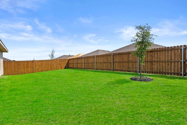 4253 Trickling Creek Lane, Fort Worth, TX 76036