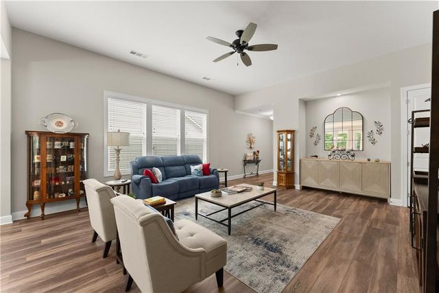 285 Huron Lane, Hoschton, GA 30548