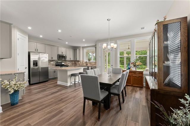 285 Huron Lane, Hoschton, GA 30548
