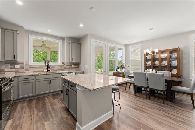 285 Huron Lane, Hoschton, GA 30548