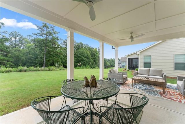 285 Huron Lane, Hoschton, GA 30548