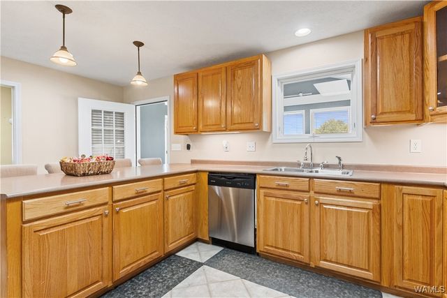 6912 SALEM, Gordo, AL 35466