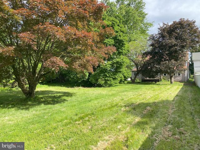 7097 UNION DEPOSIT RD, Hummelstown, PA 17036