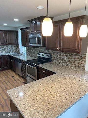 7097 UNION DEPOSIT RD, Hummelstown, PA 17036