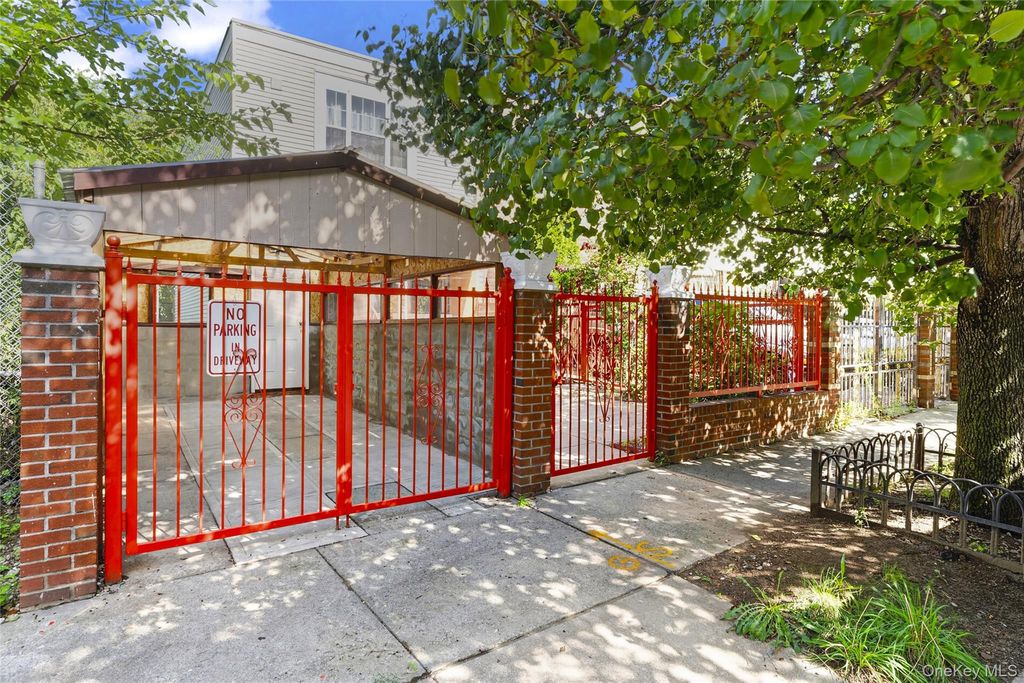 343 Hinsdale Street, Brooklyn, NY 11207 — photo 5