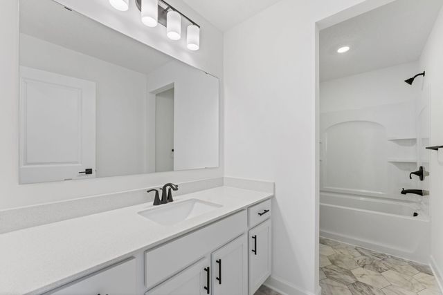 1092 Ashbury Lane NE, Hanover, MN 55341