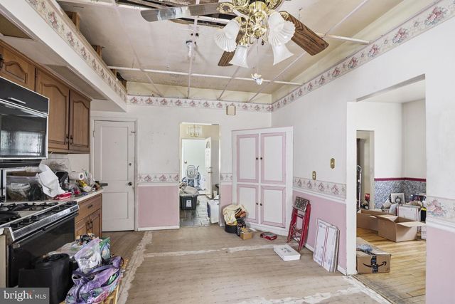 6 CHESLEY AVE, Baltimore, MD 21206