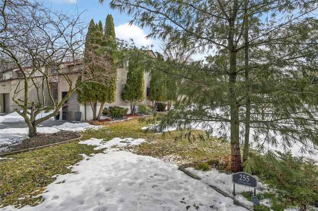 255 Sterling Place, Highland, NY 12528