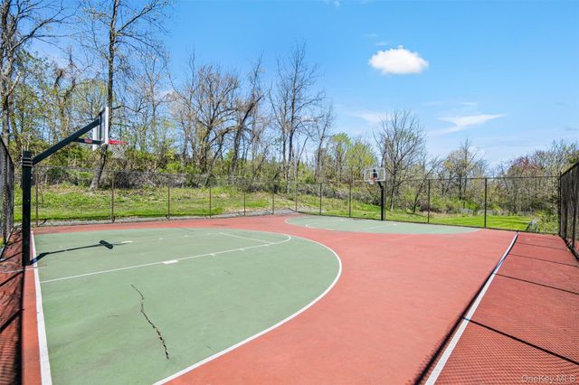 255 Sterling Place, Highland, NY 12528