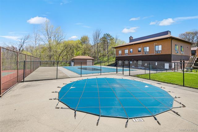 255 Sterling Place, Highland, NY 12528