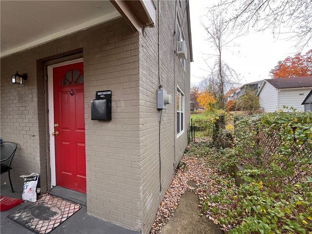 321 E Garfield Avenue, New Castle, PA 16105