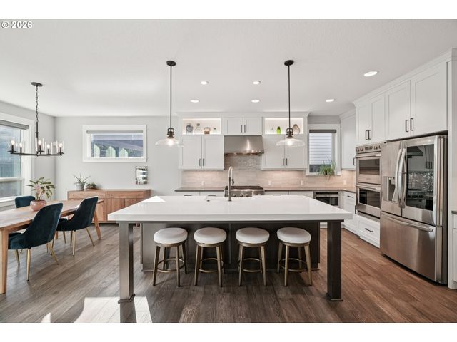 2086 Ne 48TH Ave, Portland, OR 97213