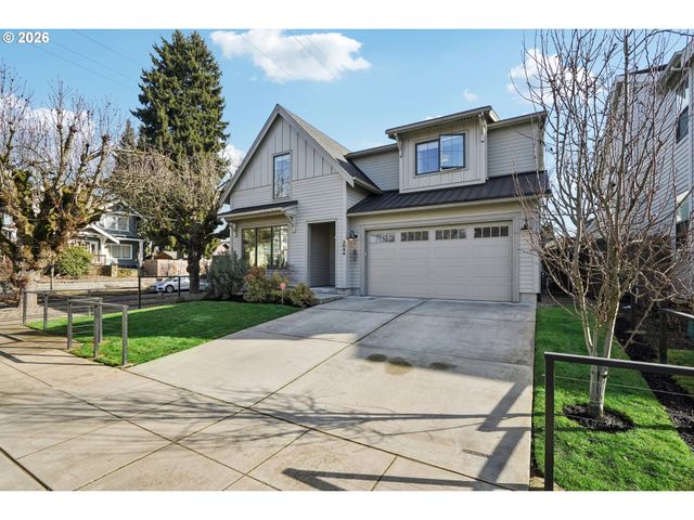 2086 Ne 48TH Ave, Portland, OR 97213