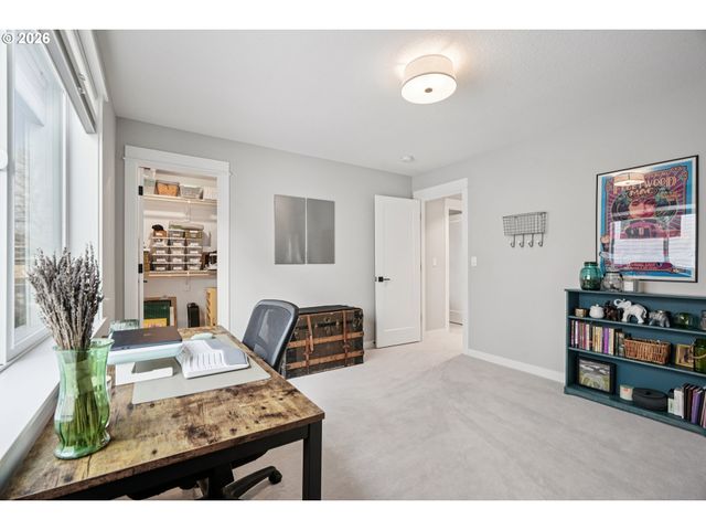 2086 Ne 48TH Ave, Portland, OR 97213