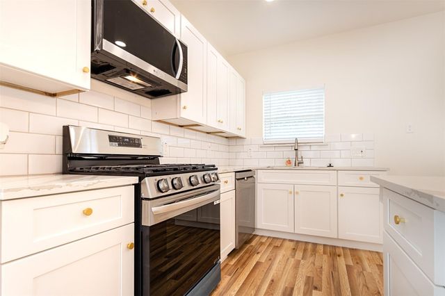 8923 De Priest Street, Houston, TX 77088