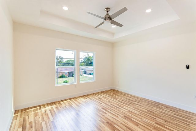 8923 De Priest Street, Houston, TX 77088