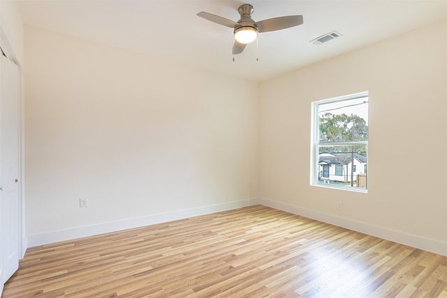 8923 De Priest Street, Houston, TX 77088
