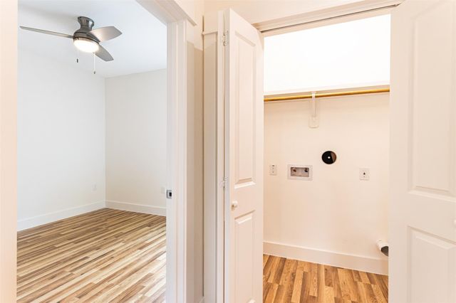 8923 De Priest Street, Houston, TX 77088