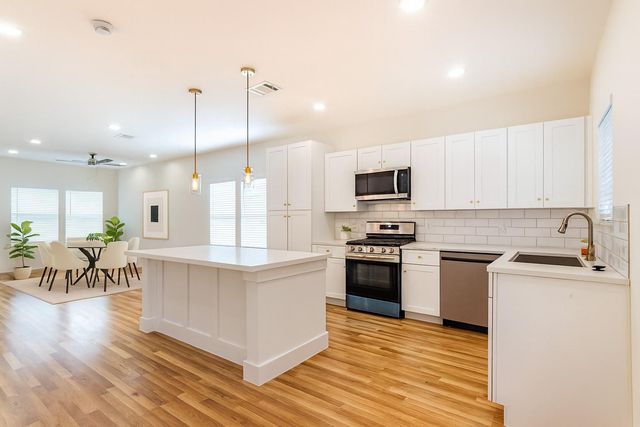 8923 De Priest Street, Houston, TX 77088