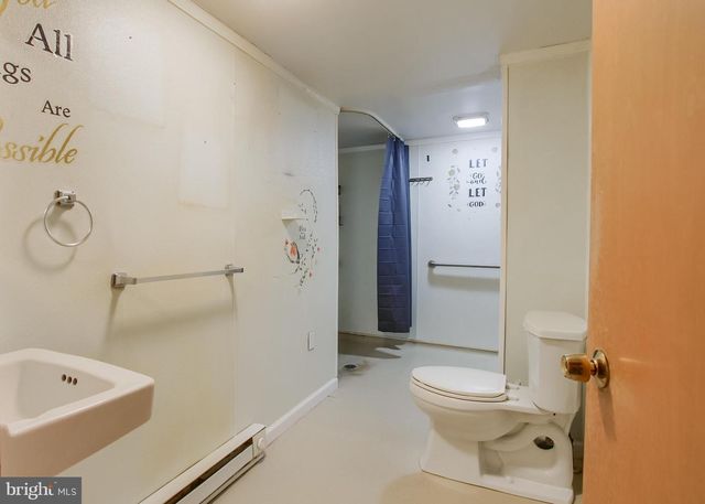 1827 BERRYHILL ST, Harrisburg, PA 17104