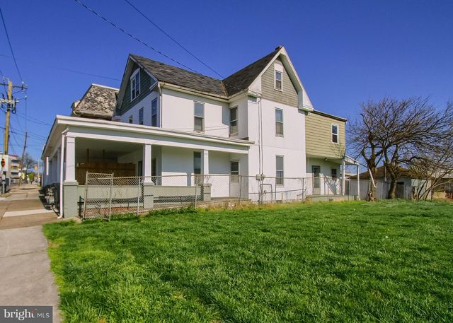1827 BERRYHILL ST, Harrisburg, PA 17104