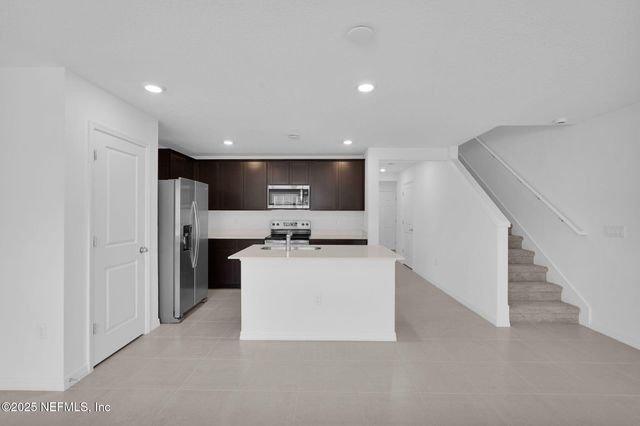 10113 TREASURE OAKS Court, Jacksonville, FL 32221