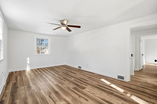 271 S Broadmoor Boulevard, Springfield, OH 45504