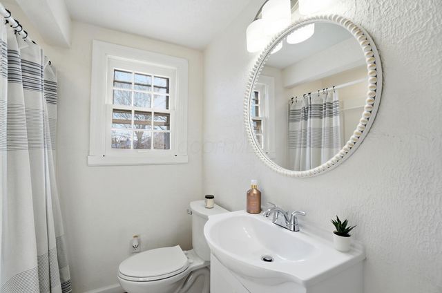 271 S Broadmoor Boulevard, Springfield, OH 45504