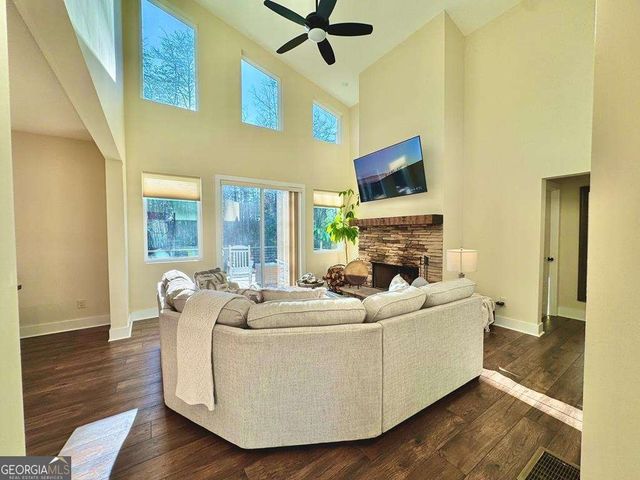 939 Sunset Road, Epworth, GA 30541