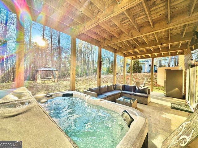 939 Sunset Road, Epworth, GA 30541