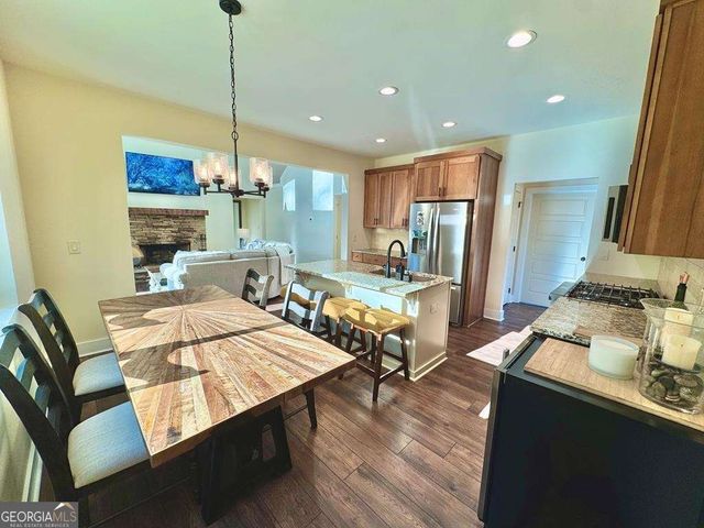 939 Sunset Road, Epworth, GA 30541