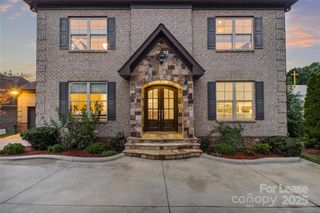17136 Carolina Academy Road A, Charlotte, NC 28277