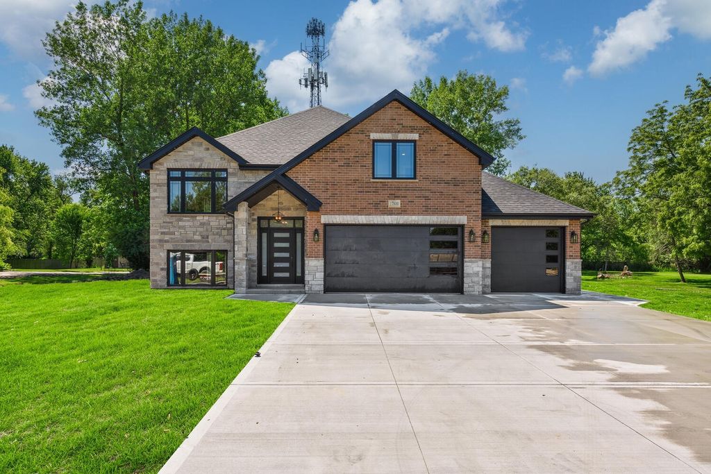 6556 W 85th Street, Burbank, IL 60459 — exterior