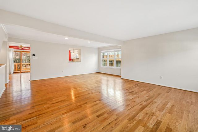 5349 CHASE LIONS WAY, Columbia, MD 21044