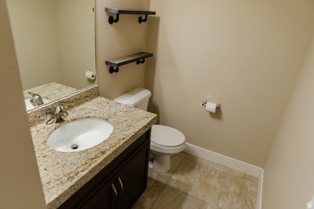 1924 W TRAIL HEIGHTS DR, Riverton, UT 84065