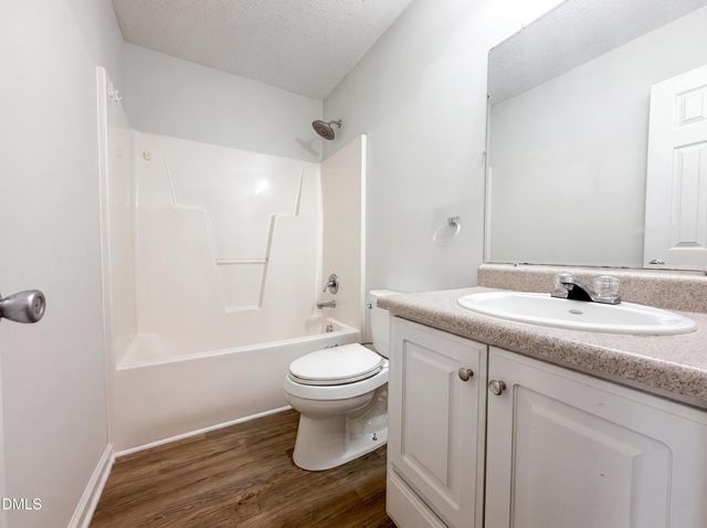 11 N Carolina Avenue, Benson, NC 27504
