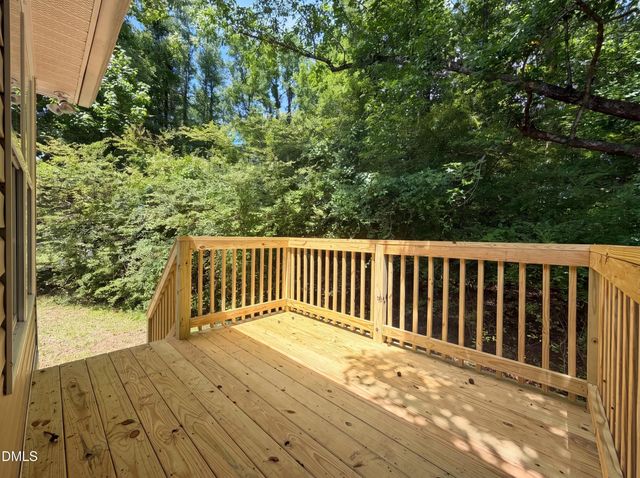 11 N Carolina Avenue, Benson, NC 27504
