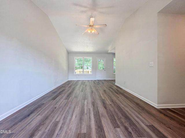11 N Carolina Avenue, Benson, NC 27504