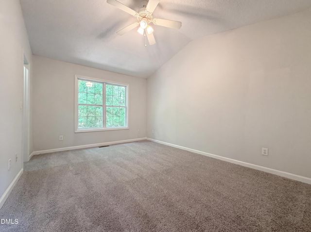 11 N Carolina Avenue, Benson, NC 27504