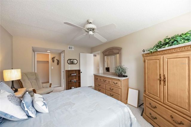 2756 CLUBHOUSE DRIVE 101, Sarasota, FL 34232