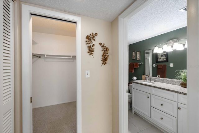 2756 CLUBHOUSE DRIVE 101, Sarasota, FL 34232