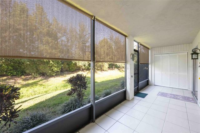 2756 CLUBHOUSE DRIVE 101, Sarasota, FL 34232