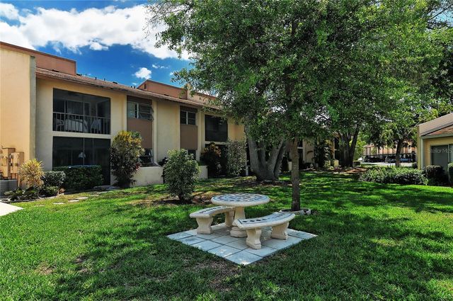 2756 CLUBHOUSE DRIVE 101, Sarasota, FL 34232