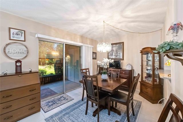 2756 CLUBHOUSE DRIVE 101, Sarasota, FL 34232