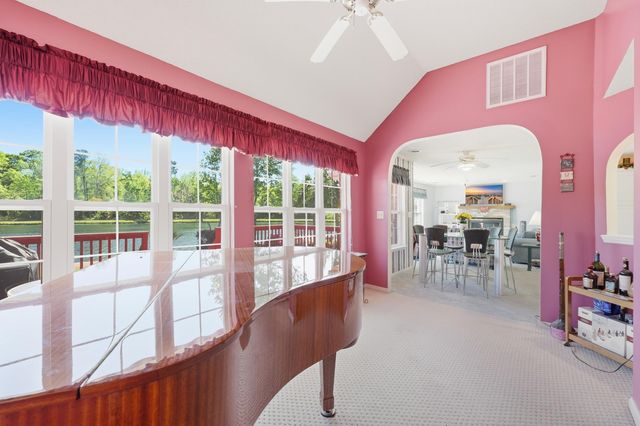 2562 Lake Vista Dr., Little River, SC 29566