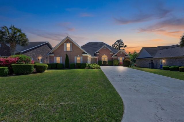 2562 Lake Vista Dr., Little River, SC 29566